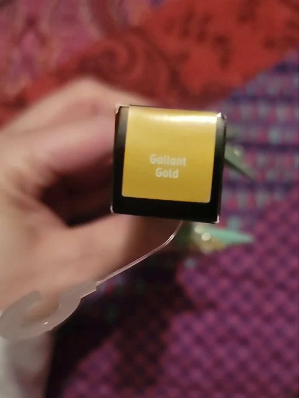 IT Cosmetics Superhero No-Tug Shadow Stick in Gallant Gold